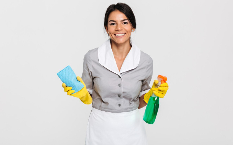 7 Reasons to Hire Professional Cleaners for Your Home